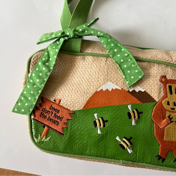 Paul Frank Rattan Purse "Bees don't feed the bears" vintage Y2K - Picture 2 of 15